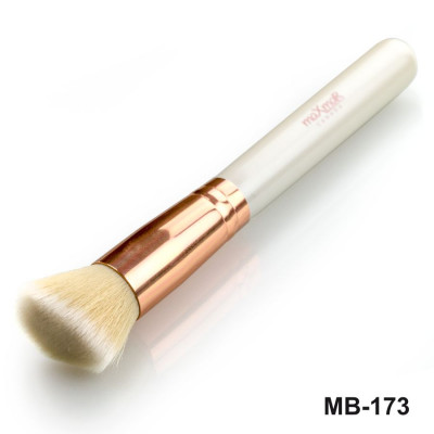 MB-173 Пензлик для тональної основи, пудри, румян, бронзаторів