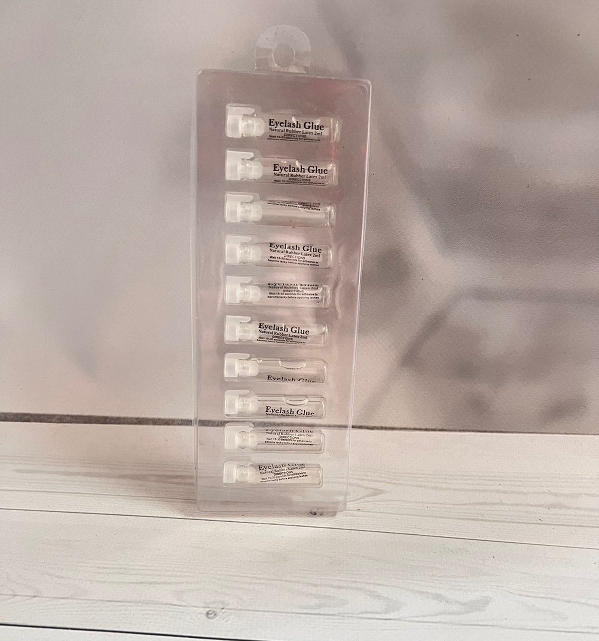 Клей для вій планшетка(10шт) Естет