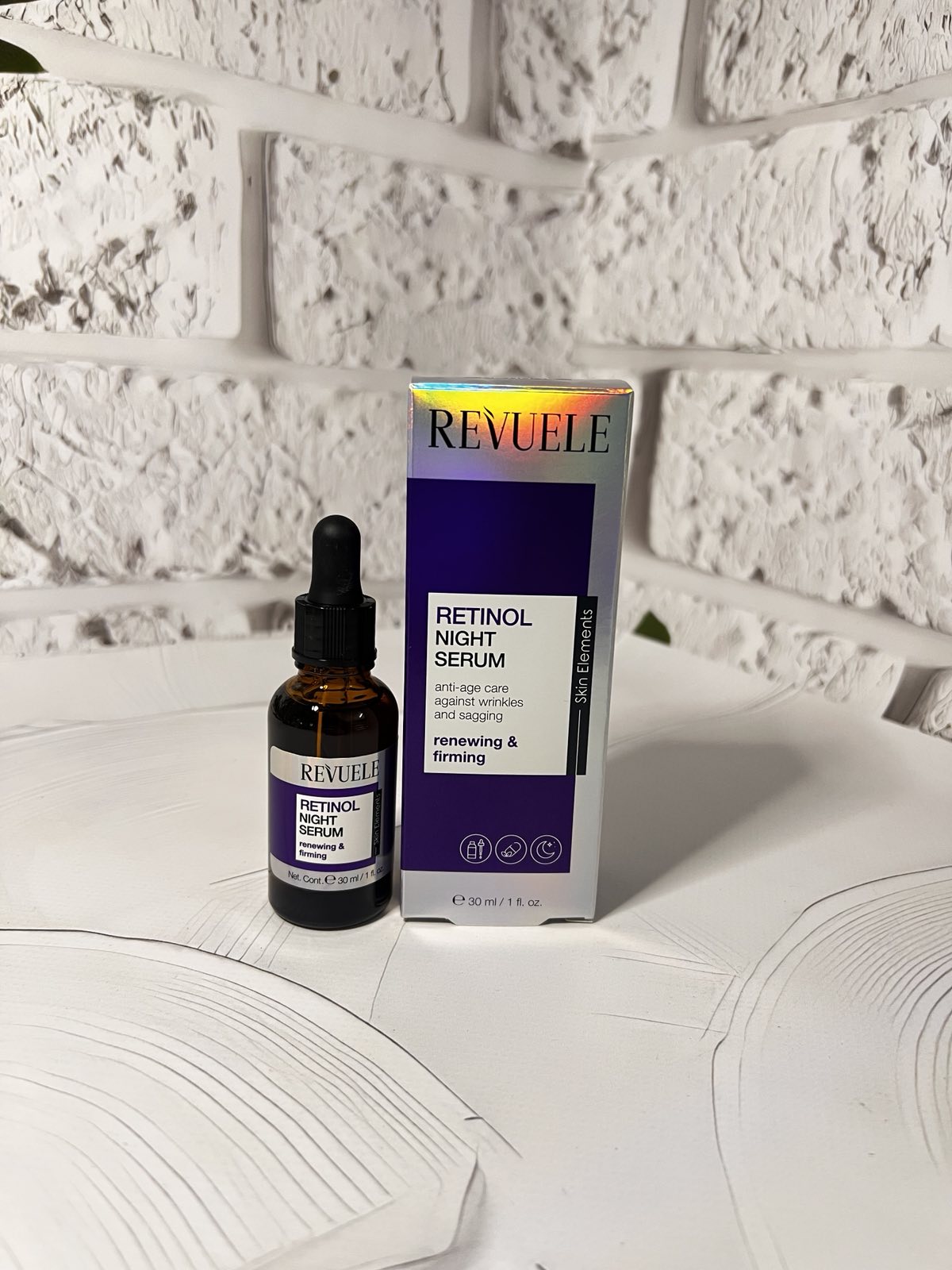 Сироватка для обличчя Revuele нічна з ретинолом 30 мл